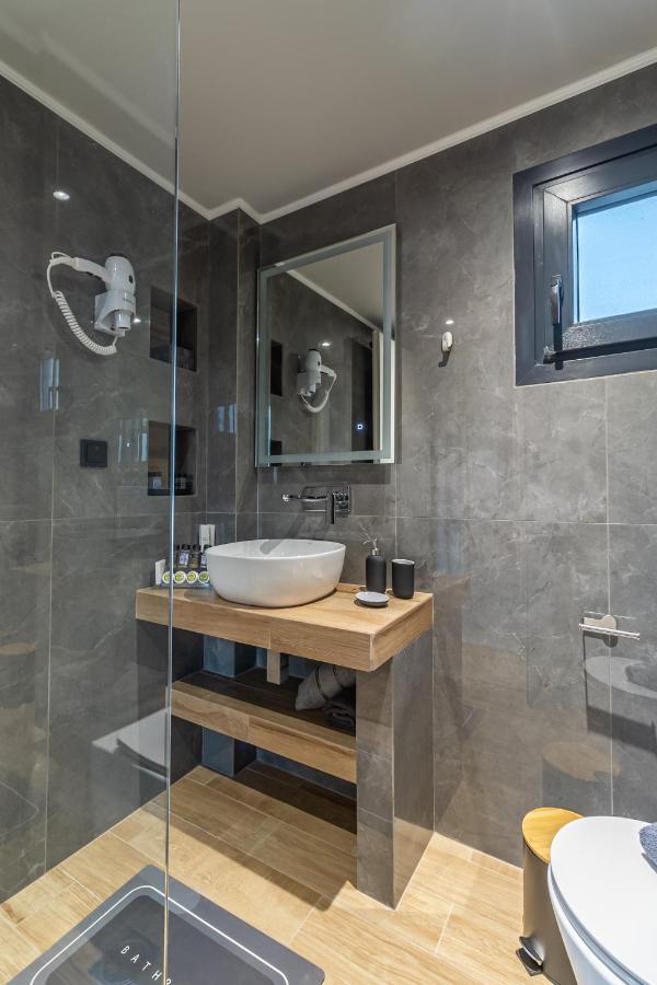 Assos Luxury Villas Pefkochori Exterior photo
